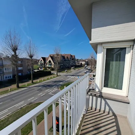 Apartamento Ruim En Lichtrijk Met 3 Slk Oostduinkerke